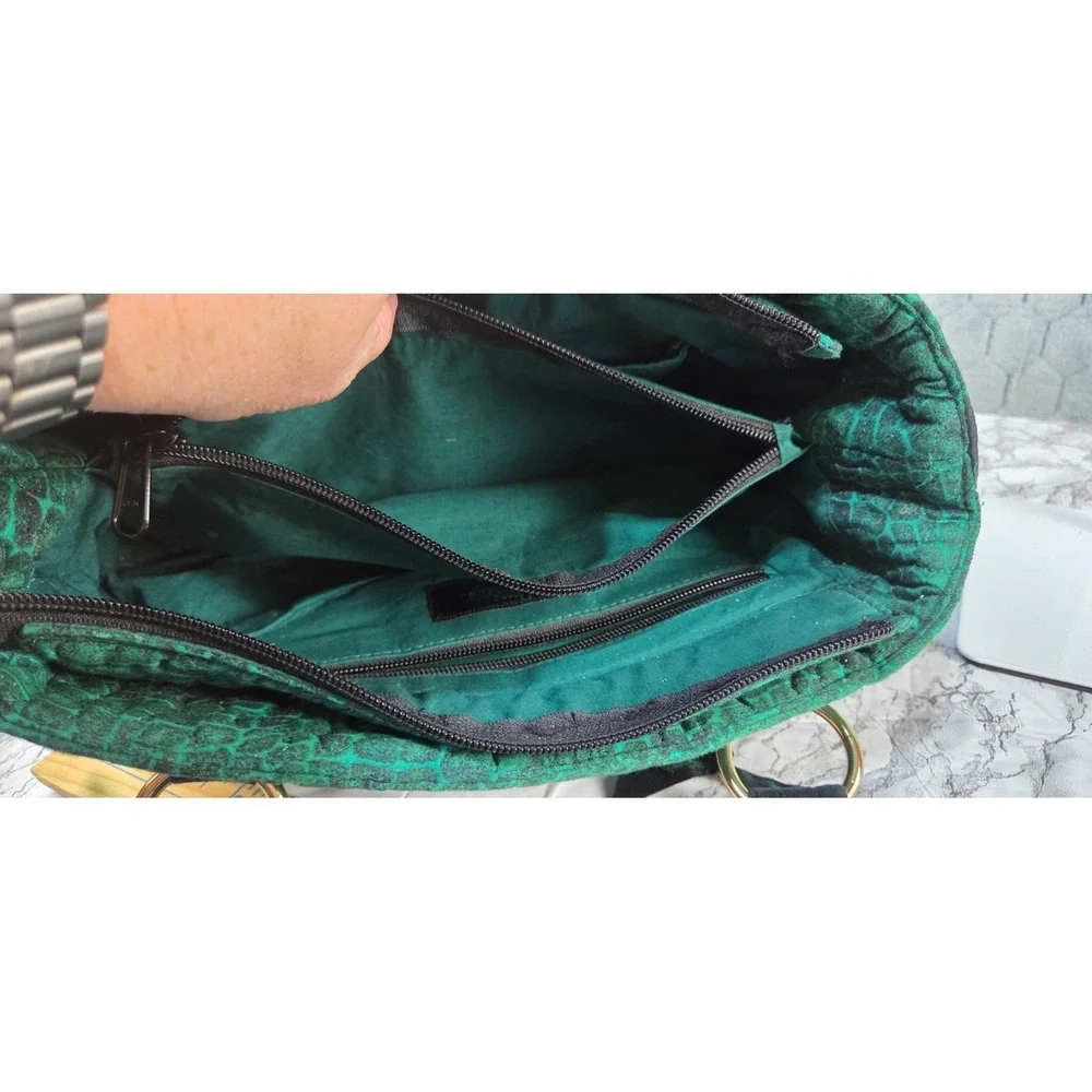 Donna Sharp Handbag Purse Quilted‎ Green Zippered Closure